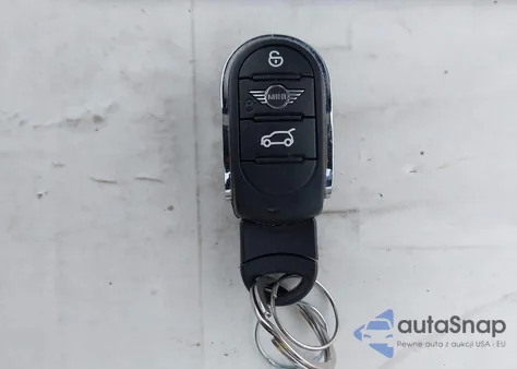 2021 Mini Hardtop Cooper z USA, uszkodzony, nr VIN WMWXR3C07M2N81912